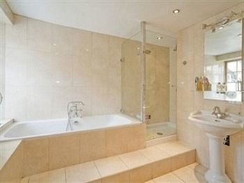 Crownplace Bury St. Edmunds Esterno foto